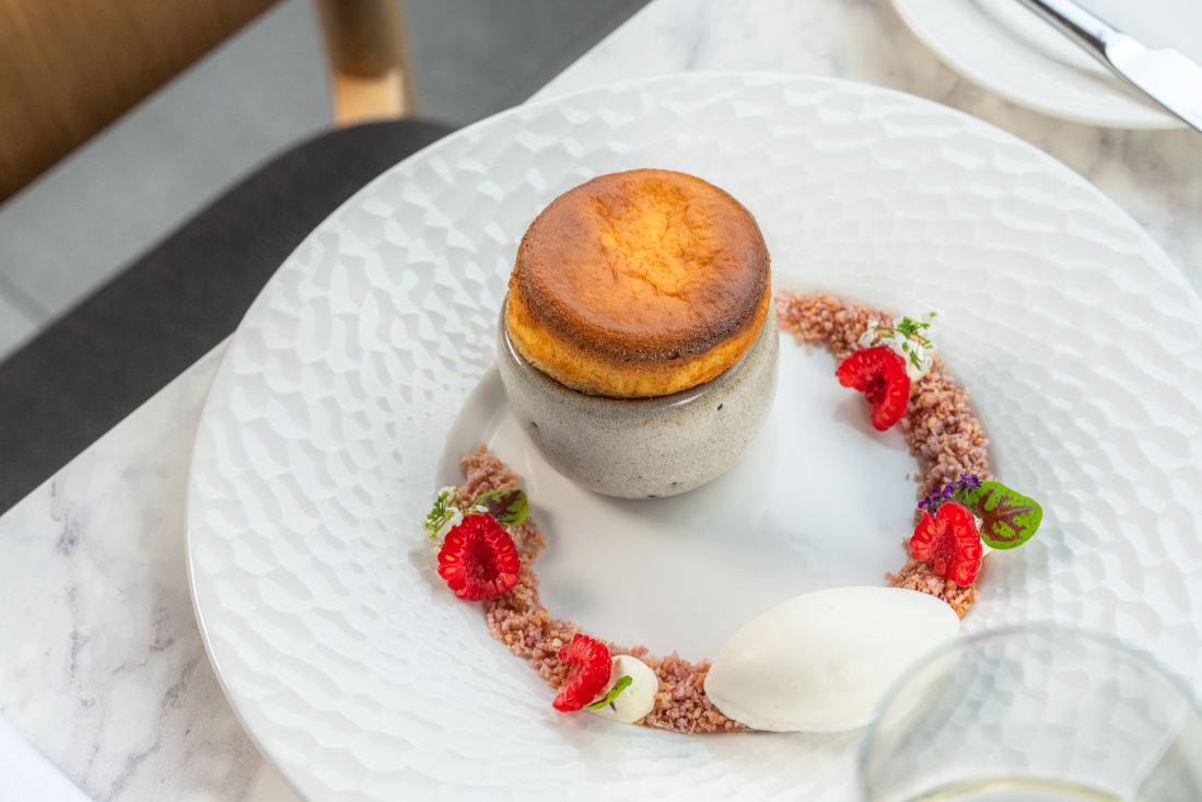 Royal-Garden-Hotel-London-Origin-Kensington-White-Chocolate-Gooseberry-Souffle-Lemon-Elderflower-Sherbet-06